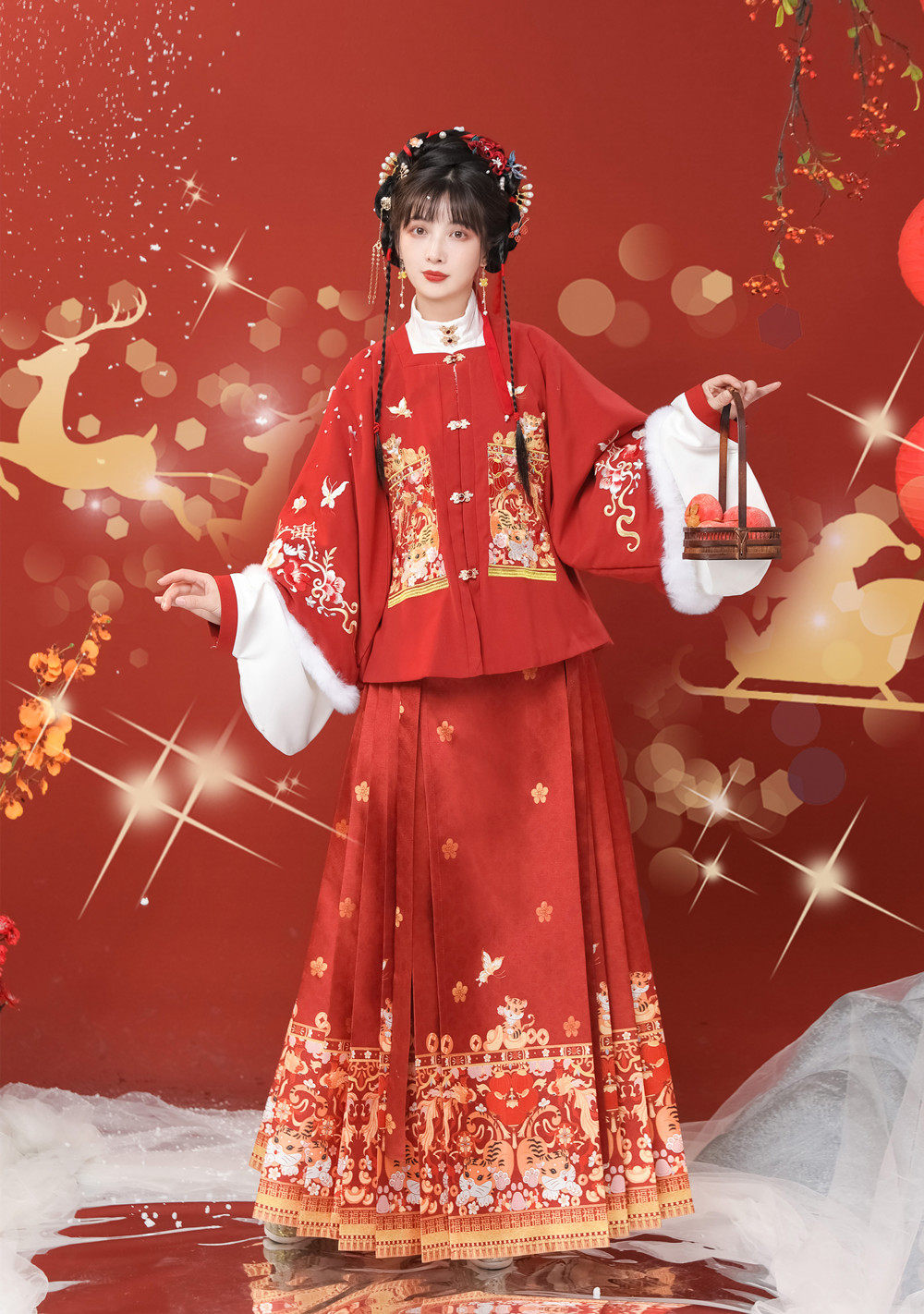 玉术虎戏金鳞汉服女明制拜年服披袄加加厚马面裙汉服