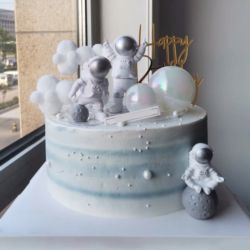 网红创意定制太空人宇航员儿童摆件生日蛋糕全国同城新鲜生日蛋糕