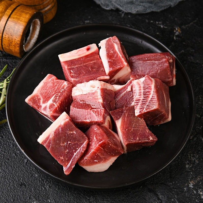 食材西鲜宁夏盐池滩羊带骨羊肉肉块1斤烧烤生羊肉