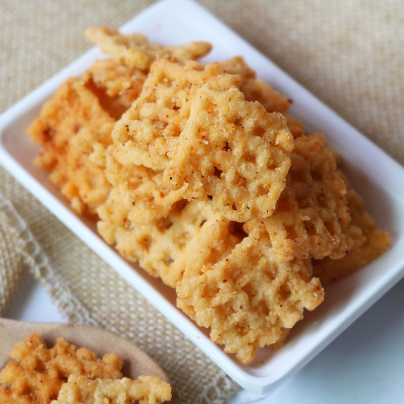 太阳锅巴麻辣五香孜然口味50g20袋大米小米豆香膨化食品