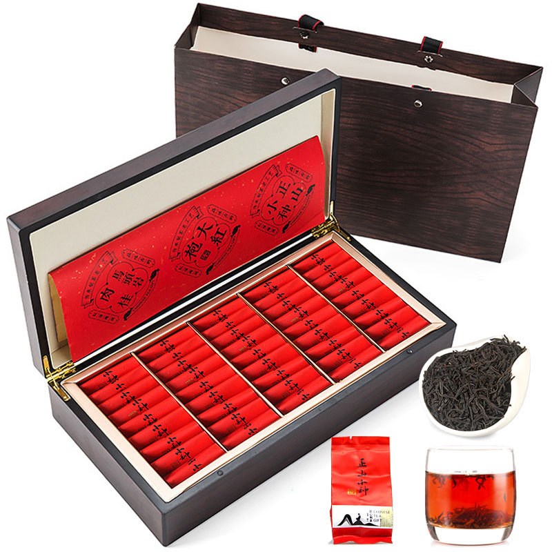 武夷山正山小种红茶木质礼盒盒装桐木关浓香型正山小种