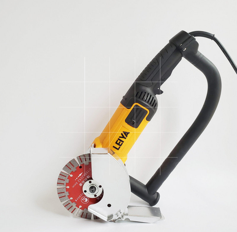 把手改装坦克创造表哥装甲车150角磨机加力大把角磨机