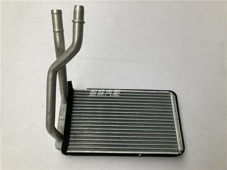 适配长安之星6406m201货车s201星卡暖风水箱面包车其他