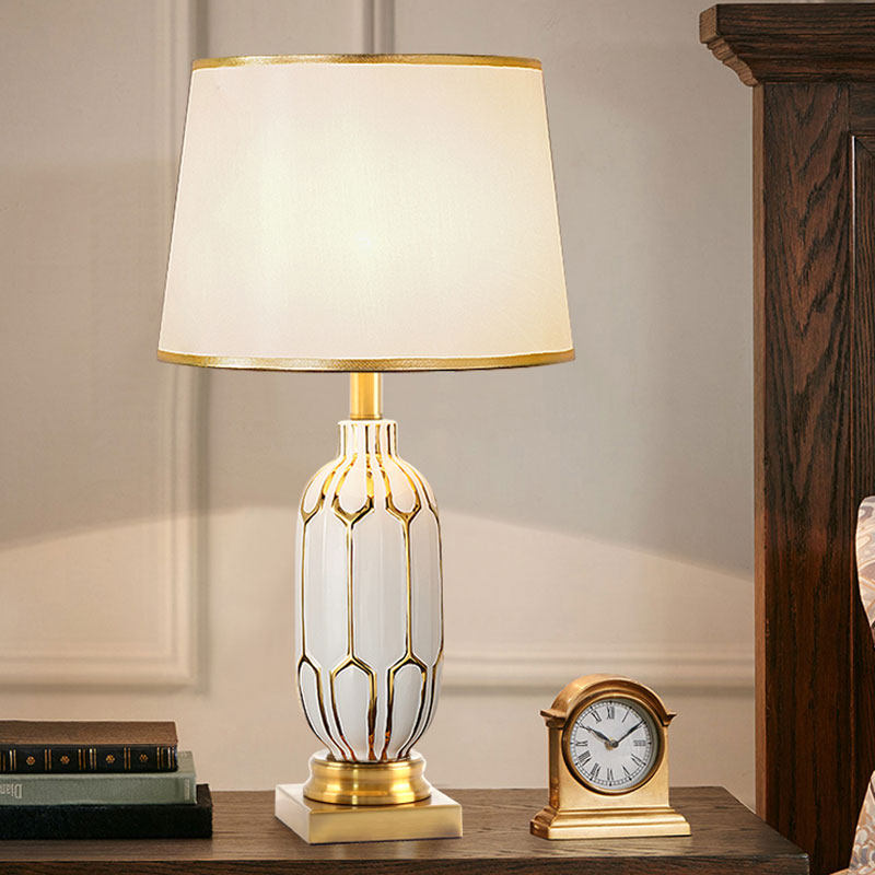 客厅书房台灯欧式复古陶瓷创意北欧轻奢美式装饰台灯