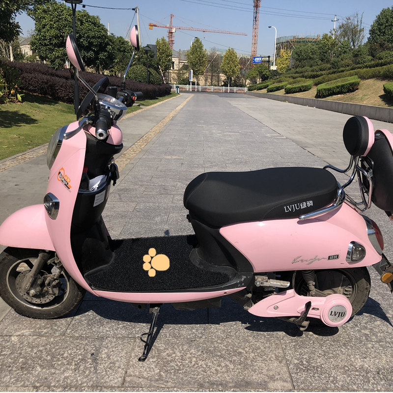 摩托车踩垫脚垫踏板脚踏通用龟王雅迪自剪防滑电动车脚垫