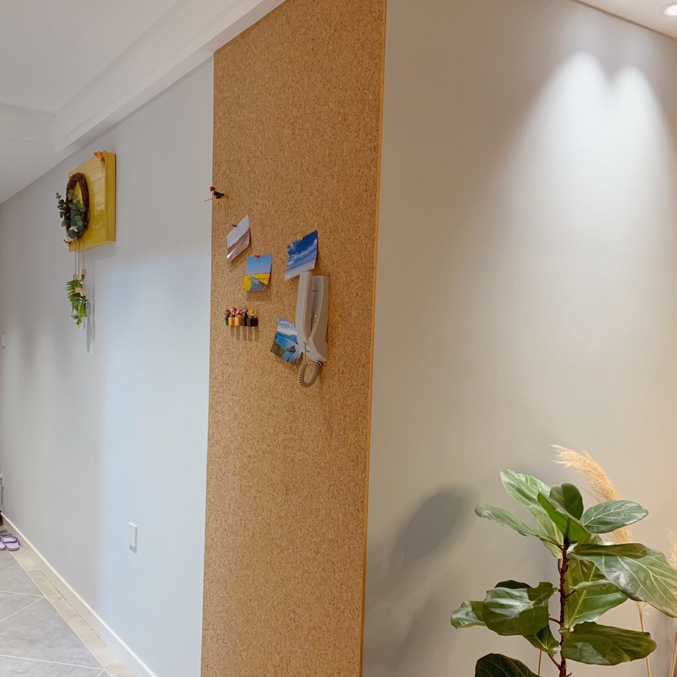 软木进口公告栏甲醛背景墙主题记事板墙毛钻学校软木板