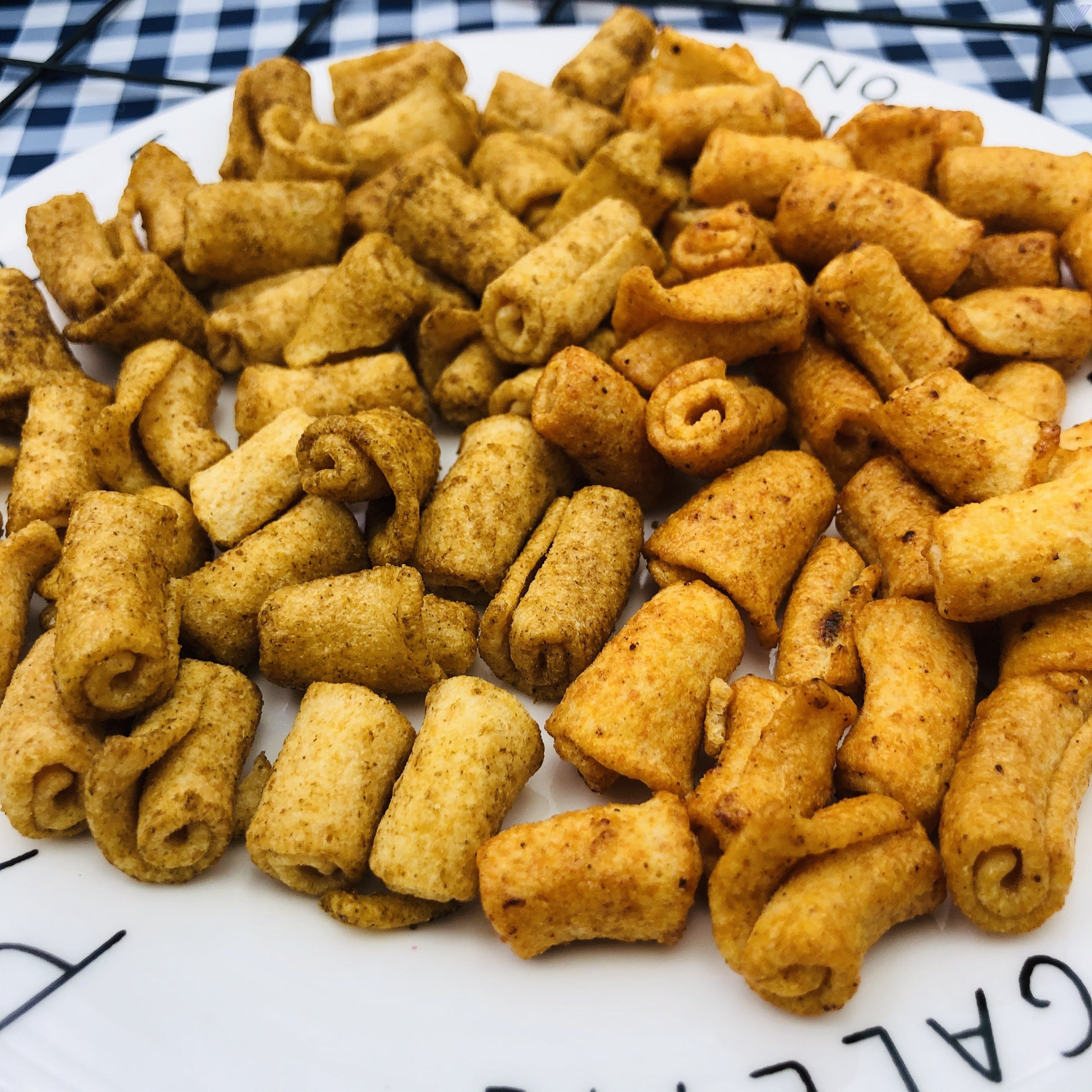 煎饼果子膨化食品潘氏兄弟锅巴小时候零食儿时回忆膨化食品