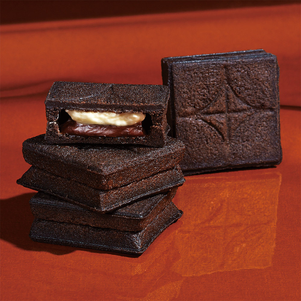 aaronhouse推荐日本超人人气pressbuttersand朗姆巧克力夹心饼干