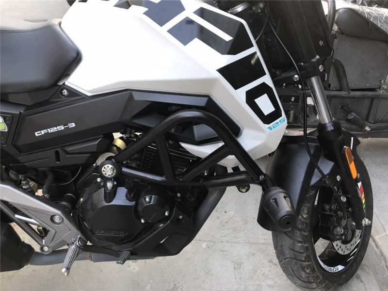 适用春风st狒狒改装竞技cf1253保险杠技防摔杠摩托车保险杠