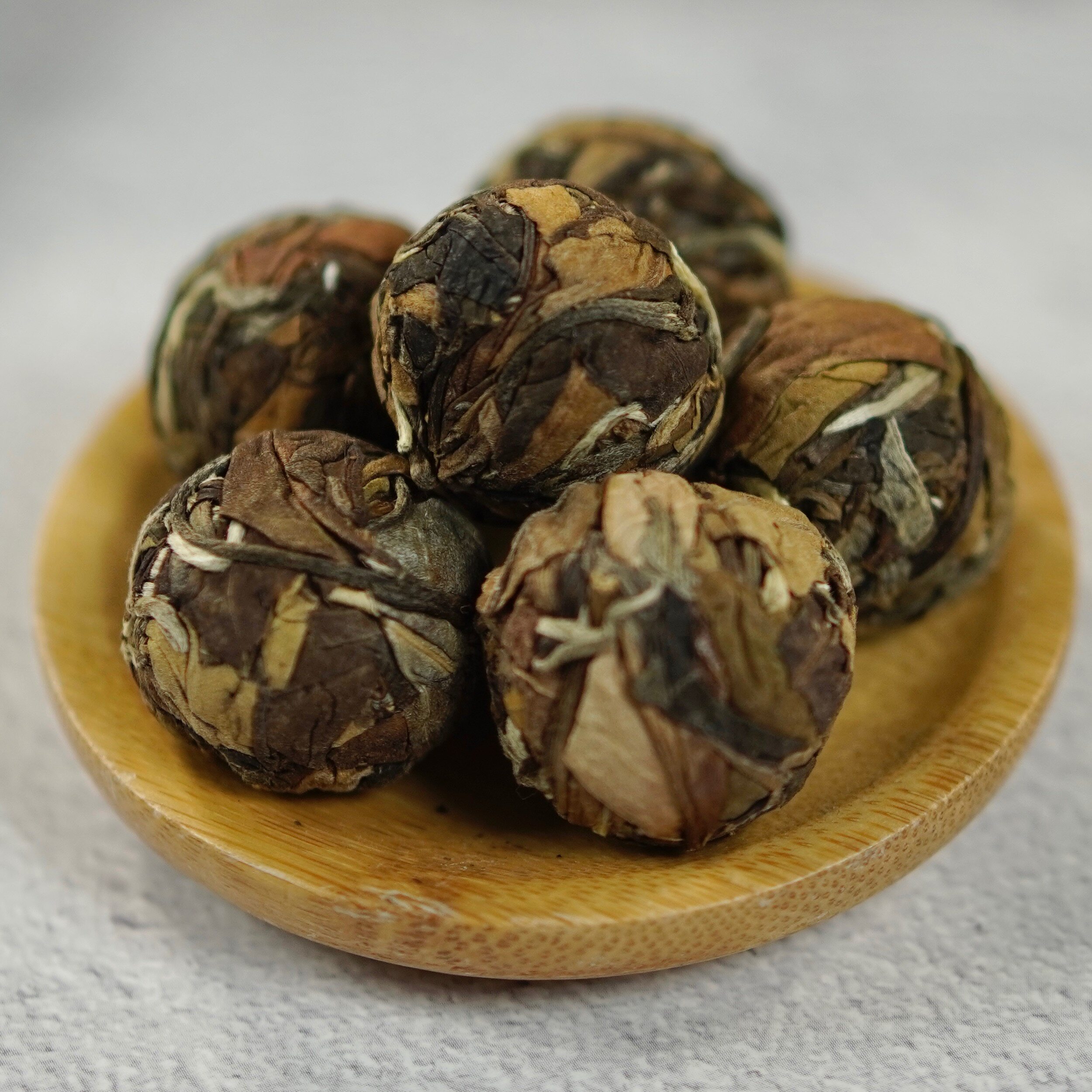 云南景迈山月光老白散装古树龙珠茶叶小粒特级其它白茶