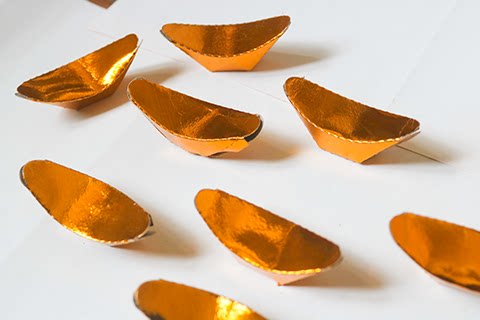 宠物祭祀烧纸黄纸纸钱元宝纸扎玩具骨灰盒祭奠宠物殡葬用品