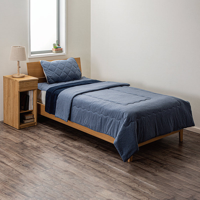 日本nitori宜得得利家居卧室床上用品防滑床护自然床垫