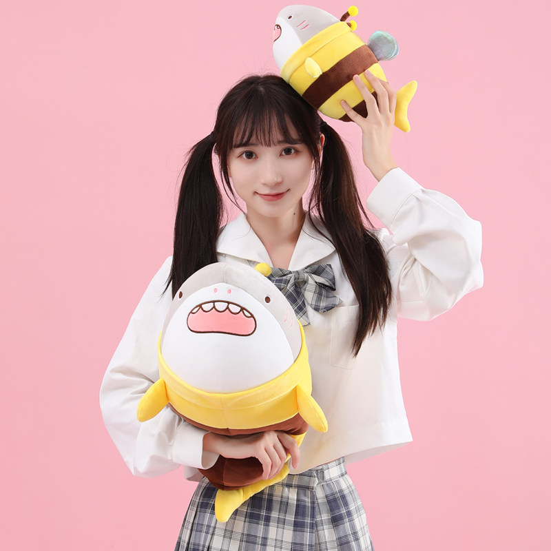 bee玩偶小鲨臂恶鲨雕怪鱼公仔沙雕毛绒玩具抱枕毛绒