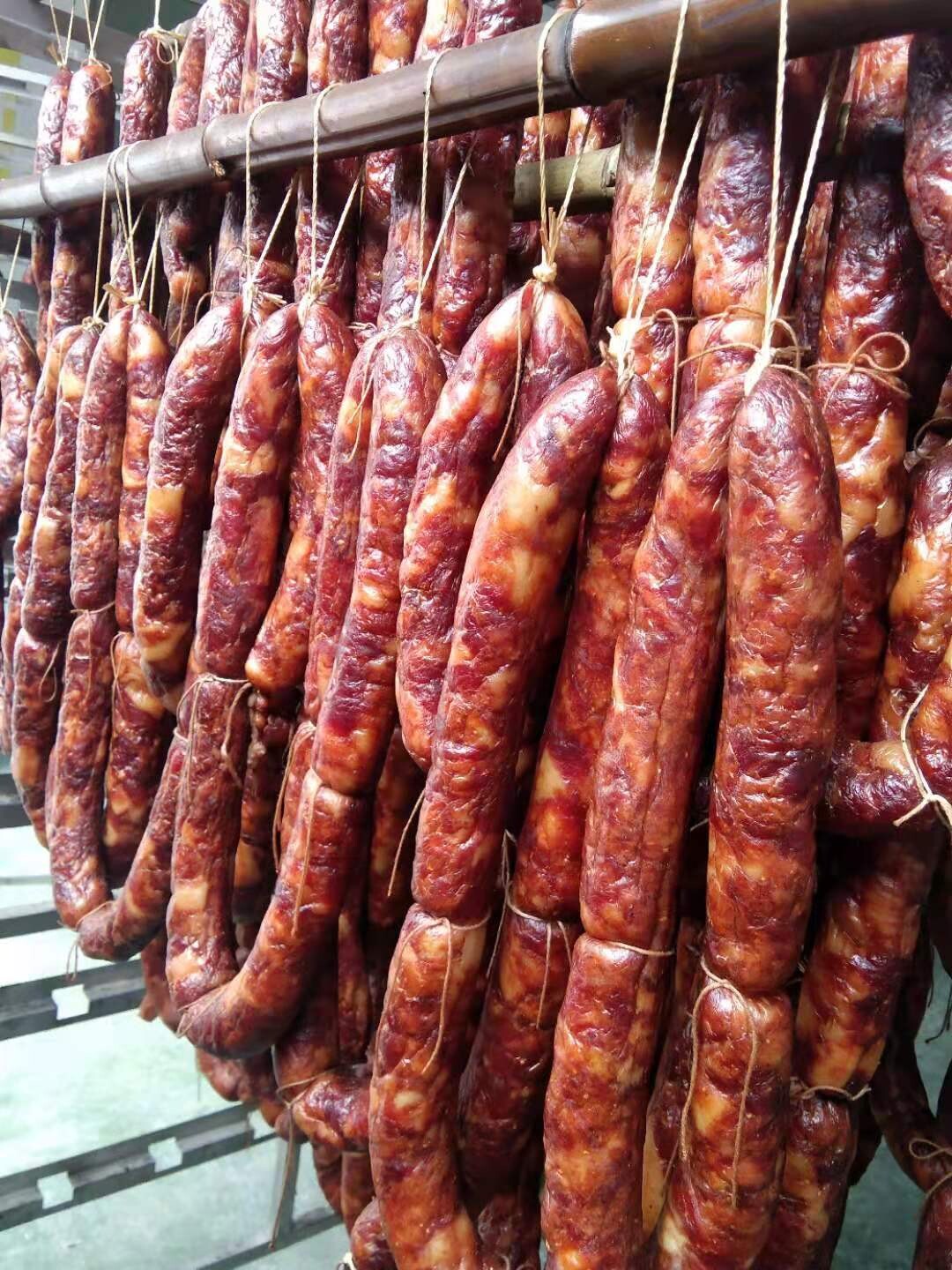 四川平武烟熏腊肉香肠手工农家熏制组合500g香肠