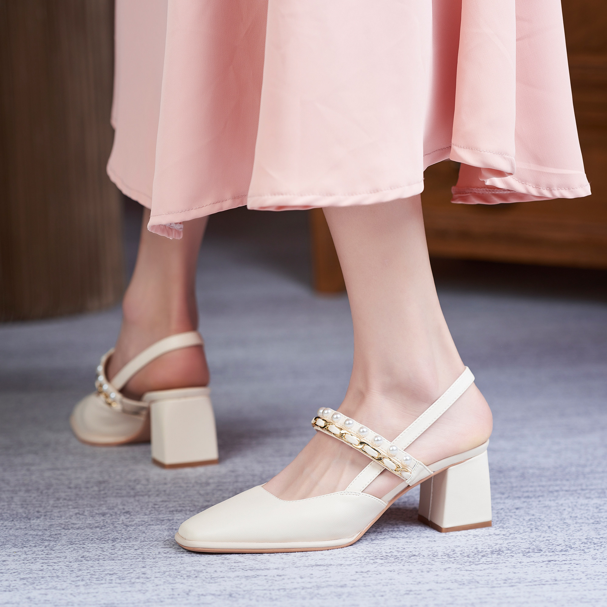 cuhu包头凉鞋2021年新款夏季中跟小众高级玛丽珍时装凉鞋