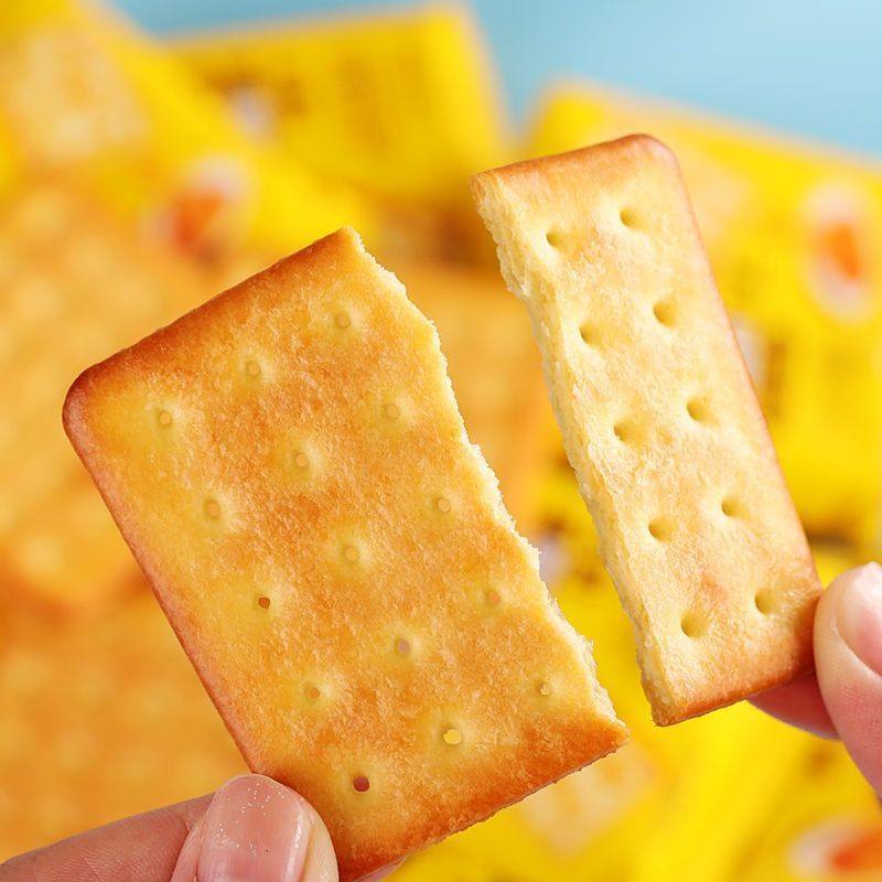 优乐乐福咸芝士味咸味苏打发酵饼干休闲营养膨化食品