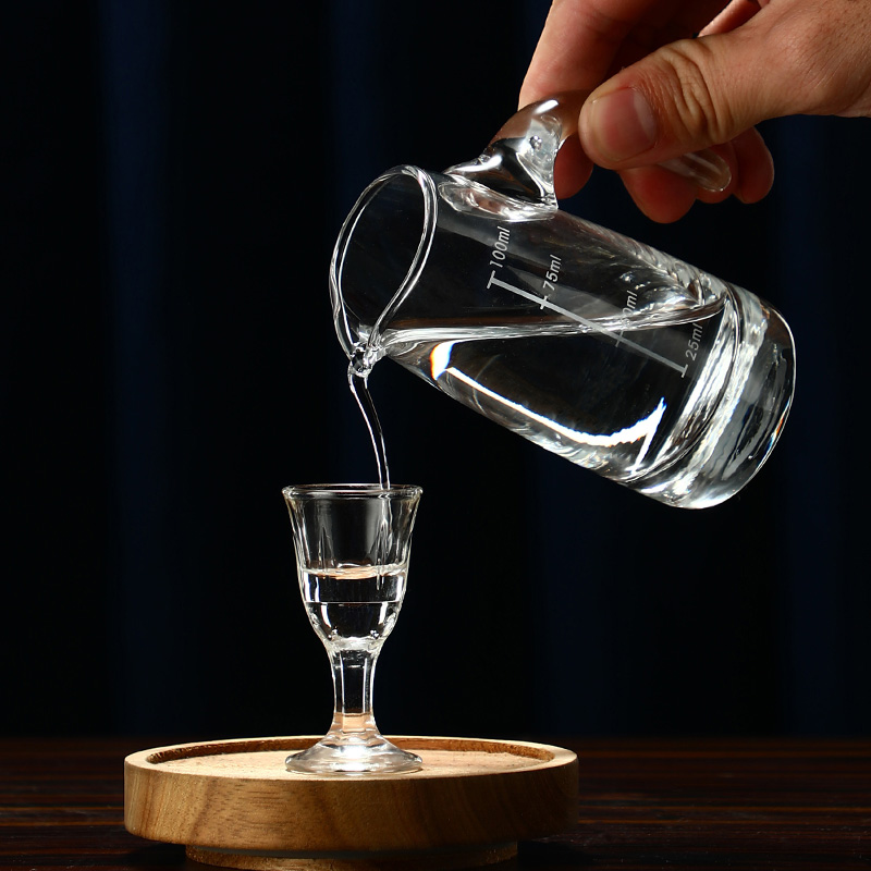 酒杯高端家用收纳子弹酒壶酒盅小酒一口套装白酒杯