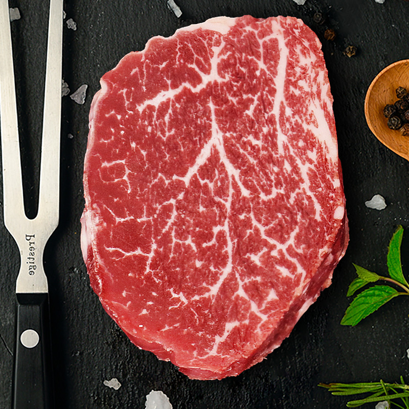 餐时阿根廷安格格斯谷饲原切牛排腌制儿童菲力牛排