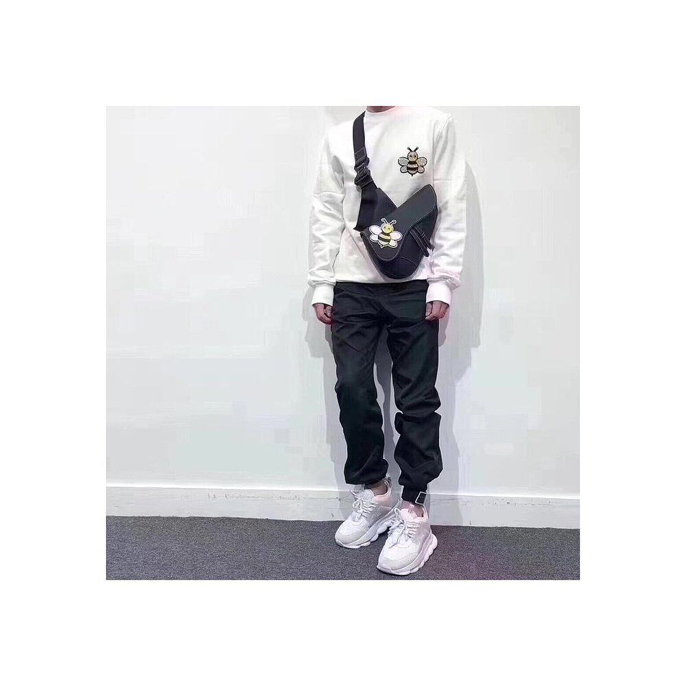 欧洲直邮香港直发diorhommediorkaws蜜蜂白色卫衣