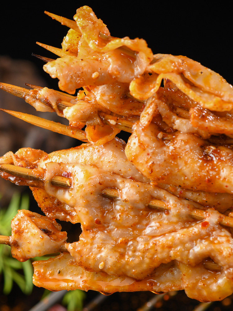 鸡皮马上烧烤腌制特色特色菜菜品食材半成品冷冻鸡肉丸
