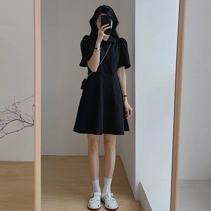 法式高级感显瘦长裙2022年新款气质赫本风黑色polo连衣裙子女夏季