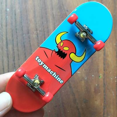 10cm少年儿童迷你指尖手指滑板塑料塑料板板面锌合金滑板