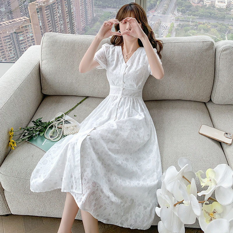 泡泡白色连衣裙2021新款夏季仙女仙气法式甜美连衣裙