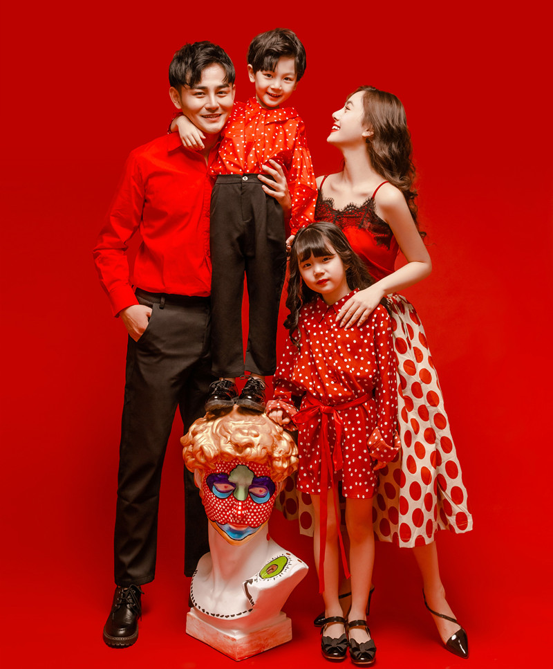 2021新款影楼亲子装时尚辣妈拍照母子父子全家福艺术拍照写真服装
