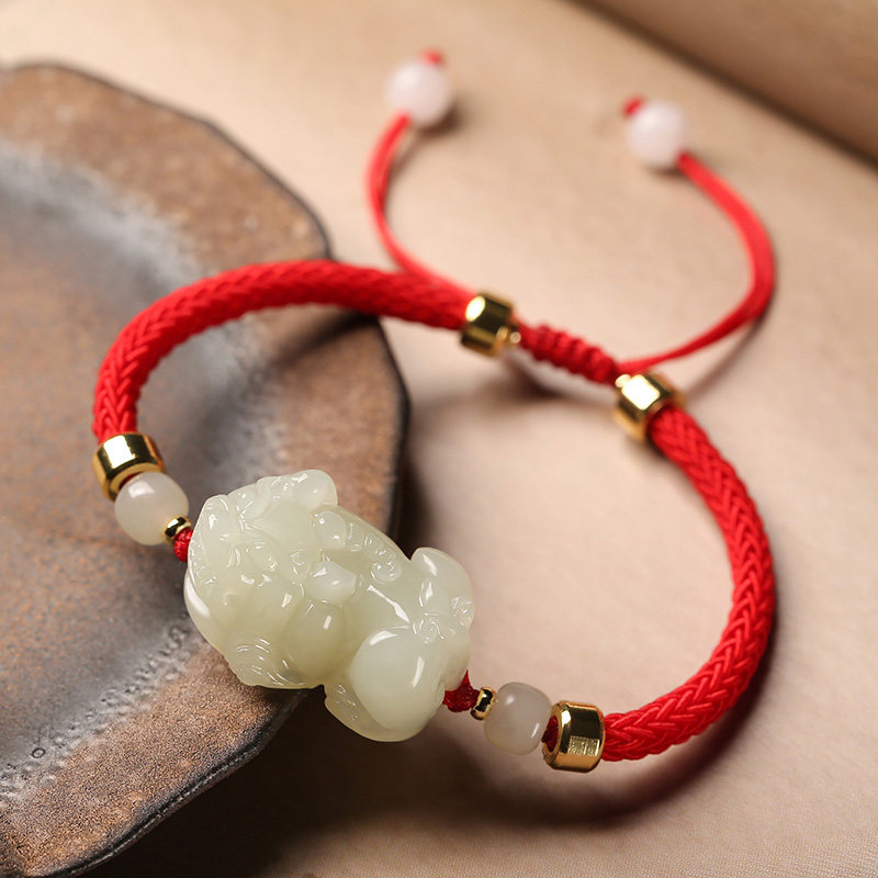 和田貔貅手链女小貔恘玉石手串红绳情侣皮丘手链