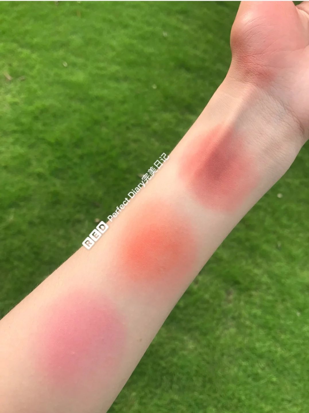 完美日记诱色轻透单色腮红01女胭脂盘提亮肤色裸妆自然晒红正品08