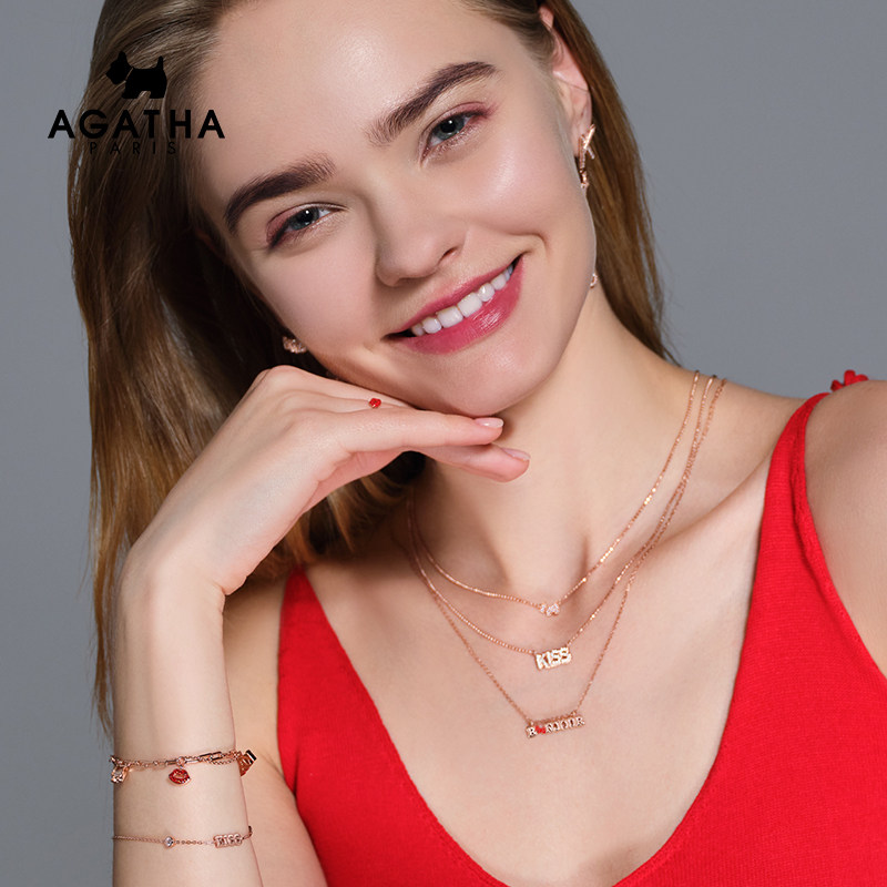 项链agatha瑷嘉莎kiss系列字母bonjour锁骨女士新款项链