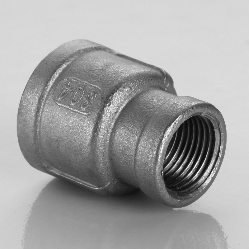 304不锈钢变径内丝大小接头异径直通直接管箍内丝大小转接头4/6分