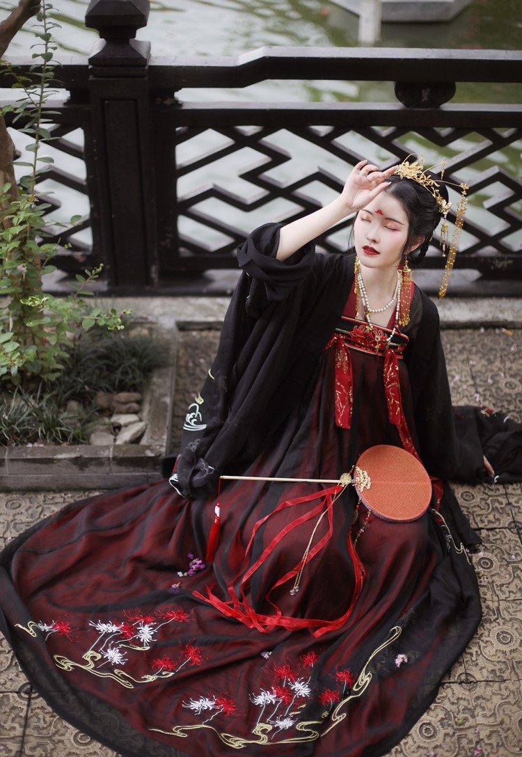 现货原创正版曼珠沙华彼岸花齐胸三件件套襦大袖衫民族服装