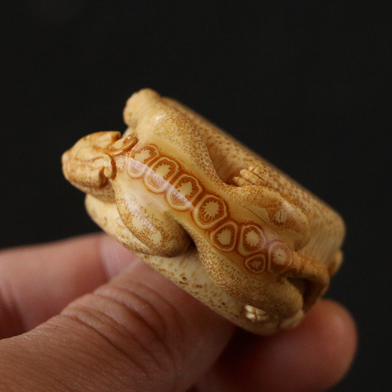 一物一拍精品名家刘晓天纯手工雕刻满钉貔貅老玉竹扳指竹雕手指环