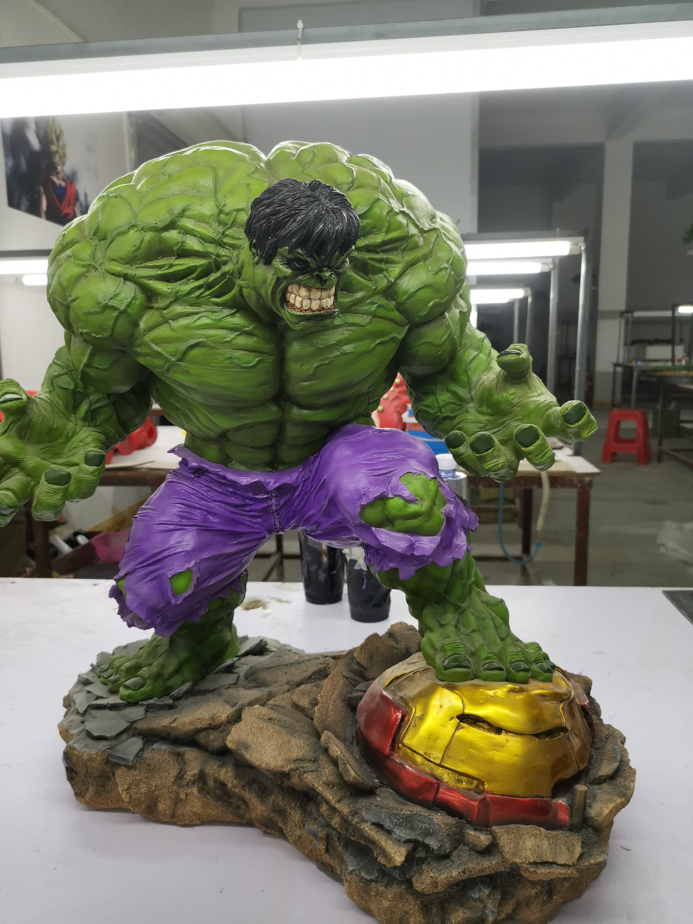 威漫制作美国绿巨人钢铁侠蜘蛛侠蝙蝠侠手办模型雕像手办