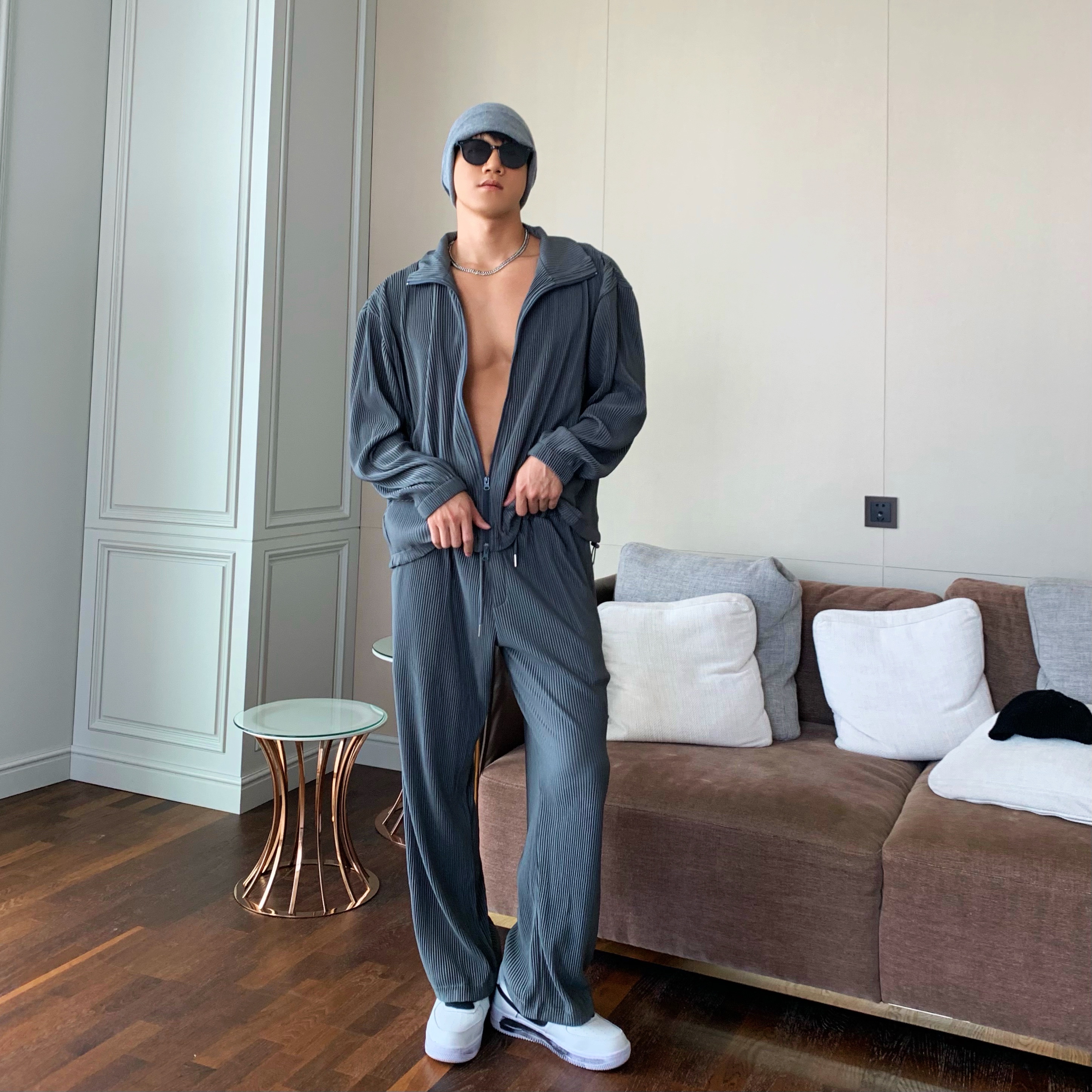 光膀子哥2022春装新款薄款褶皱设计垂坠运动宽松休闲夹克长裤套装