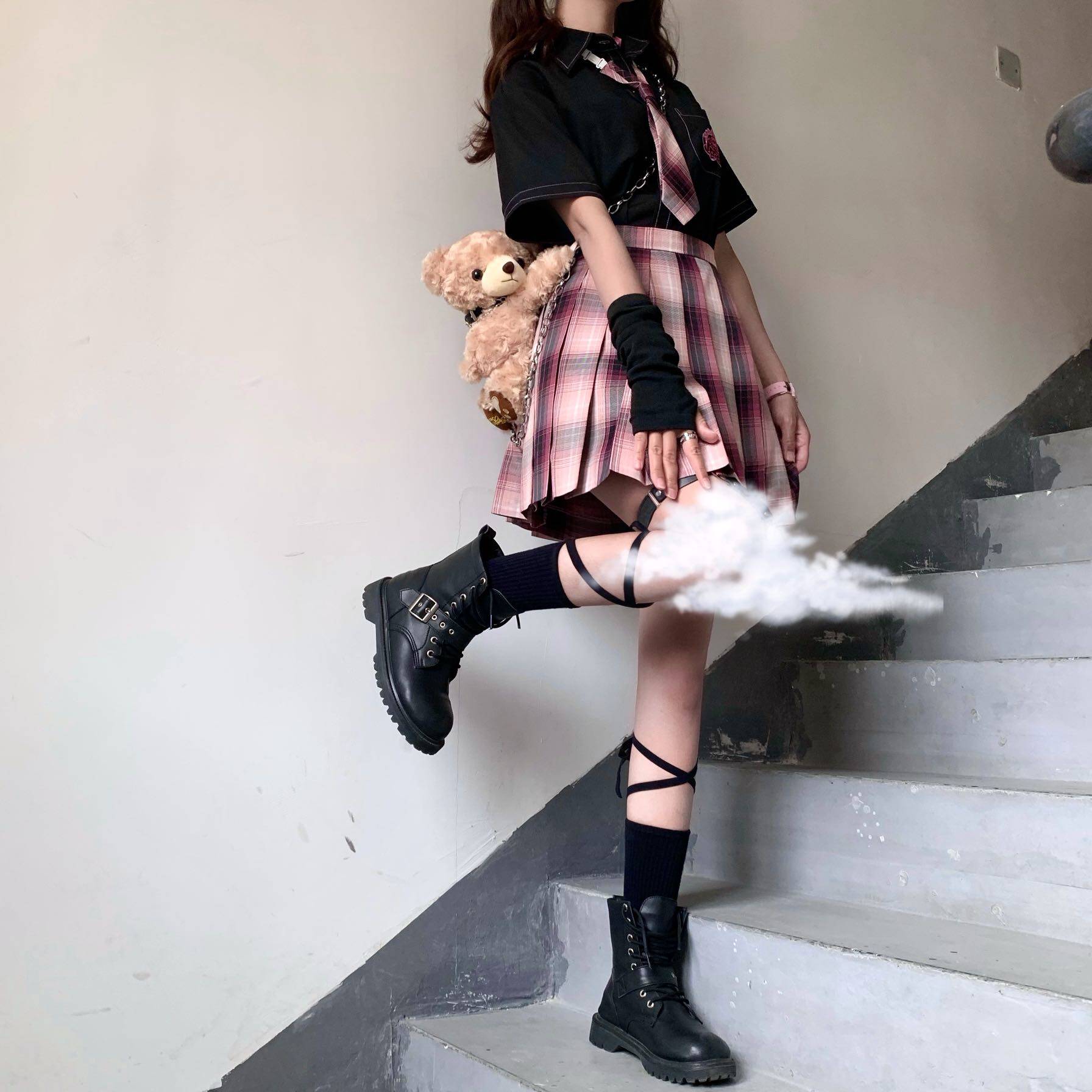 现货可爱短裙夏天百褶制服jk小熊甜酷格裙jk