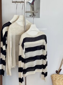 ເສື້ອຍືດແຂນຍາວ linen ຄໍເສັ້ນລາຍເກົາຫຼີບາງໆ breathable bottoming shirt hollow contrasting striped sweater ກັນແດດ