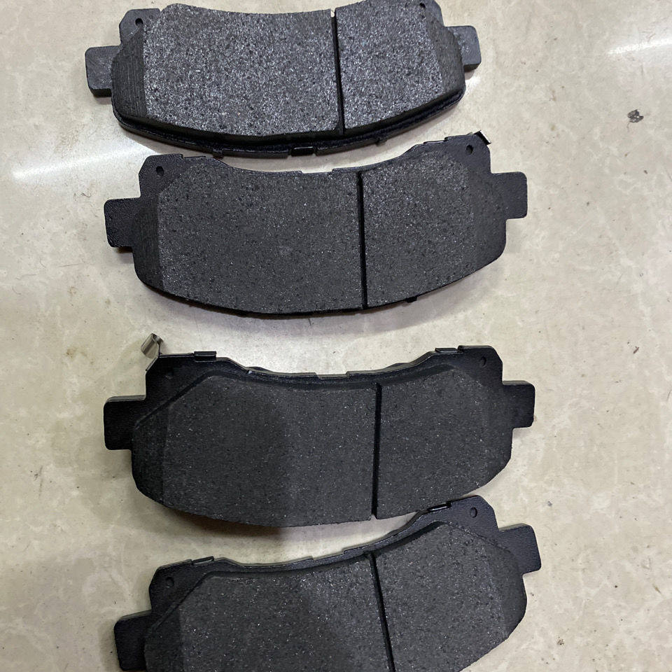 皮卡刹车片五十铃江西瑞迈刹车刹车片