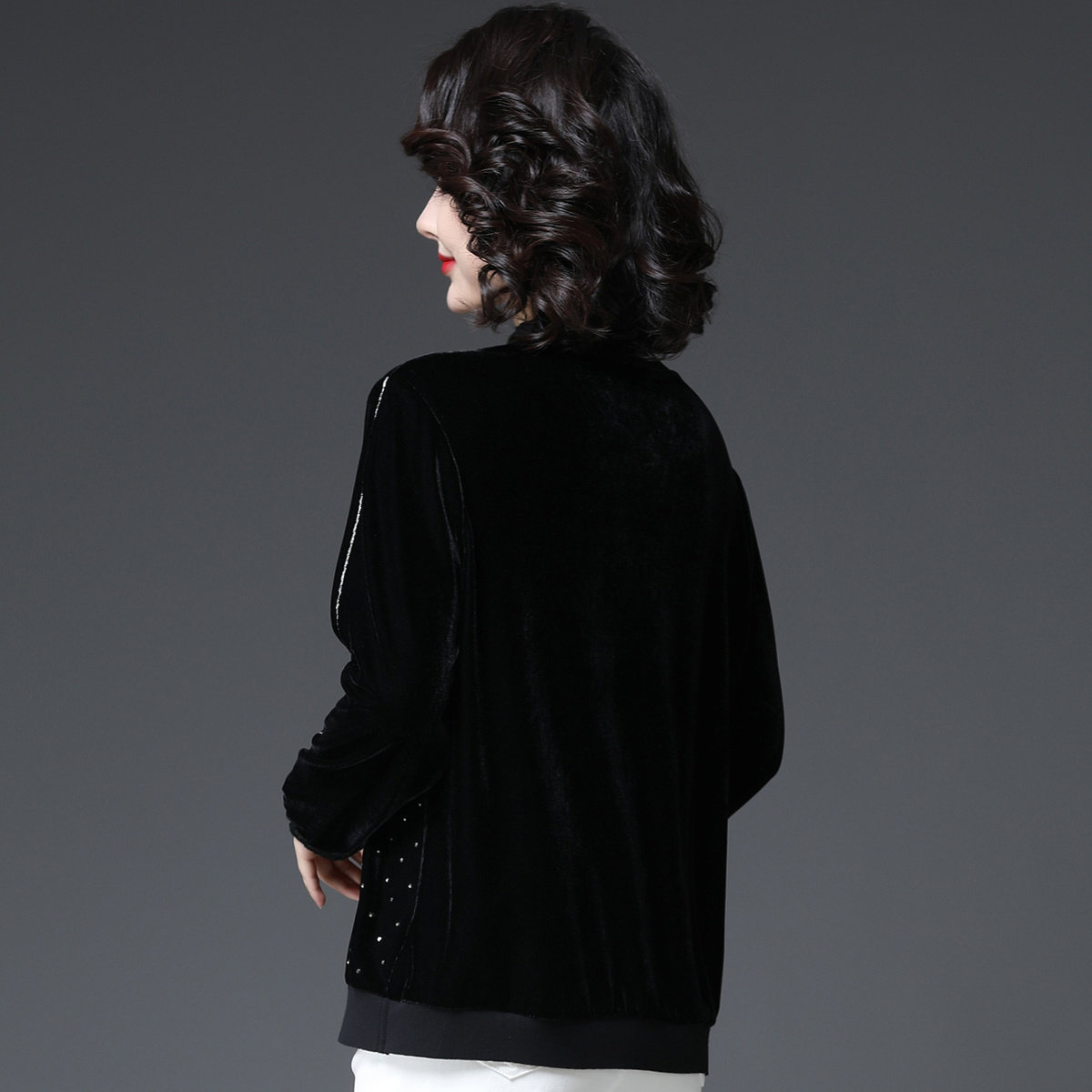 时尚妈妈金丝绒上衣秋冬洋气内搭打底宽松大码中老年中老年女装