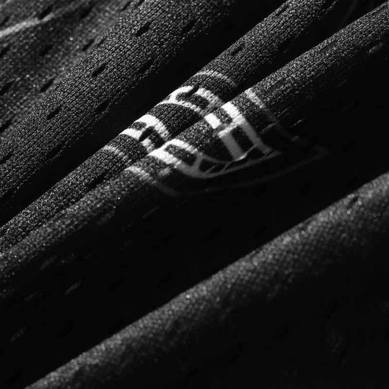 oniarai鬼洗 春季新品 暗隐数码印网眼运动个性休闲短裤 b54045