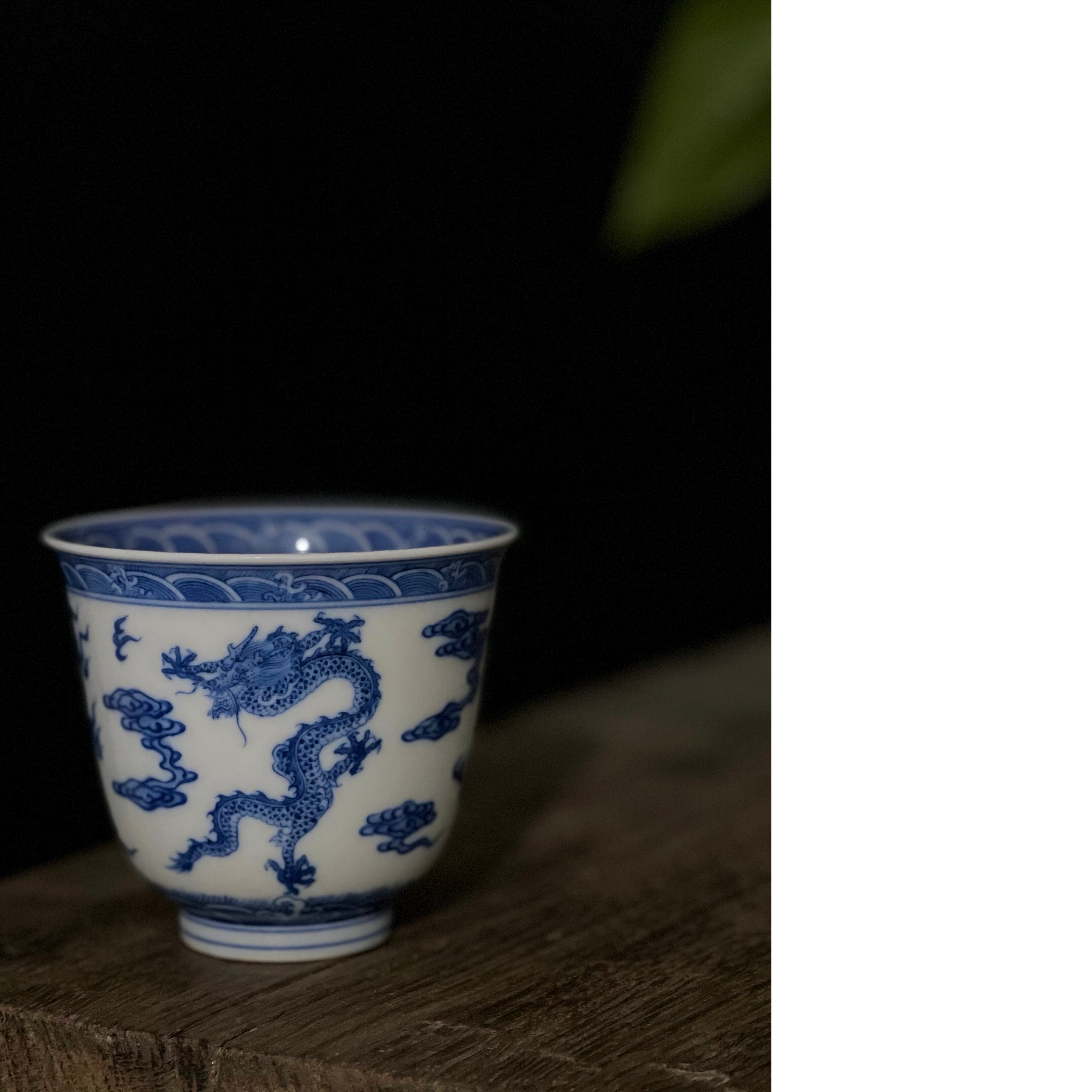 无己图南景德镇手绘仿古柴窑青花铃铛双龙主人茶杯