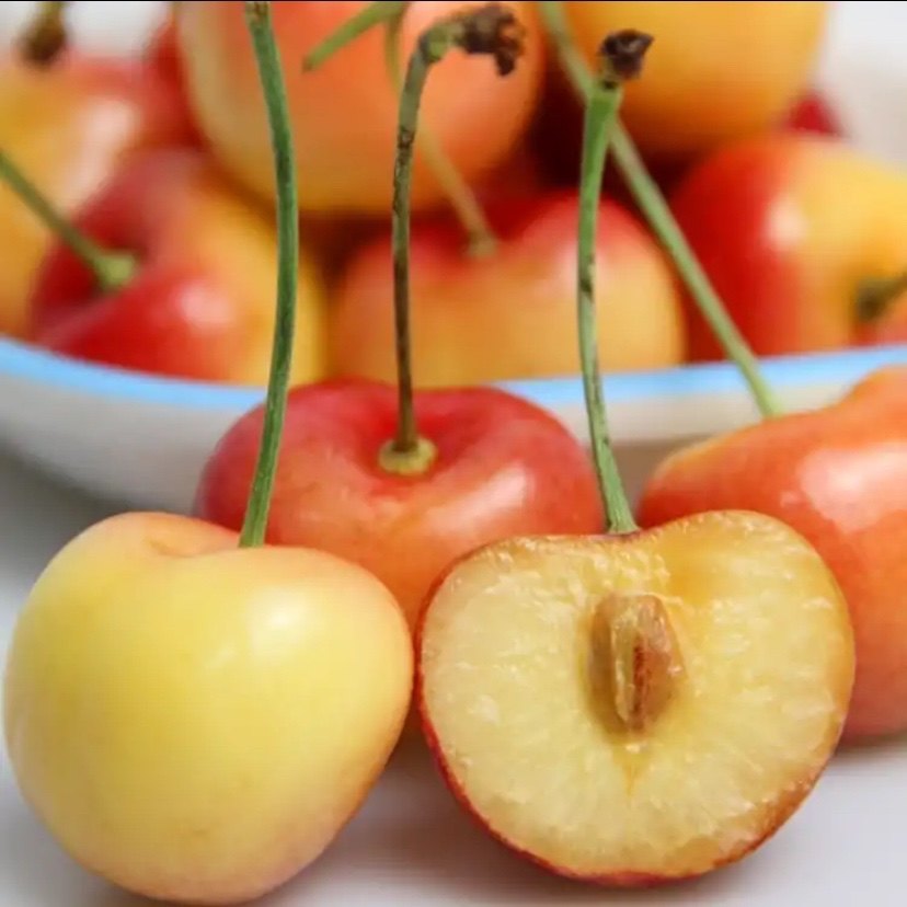 黄金大樱桃国产车厘子烟台大樱桃黄水晶黄樱桃新鲜孕妇水果包邮