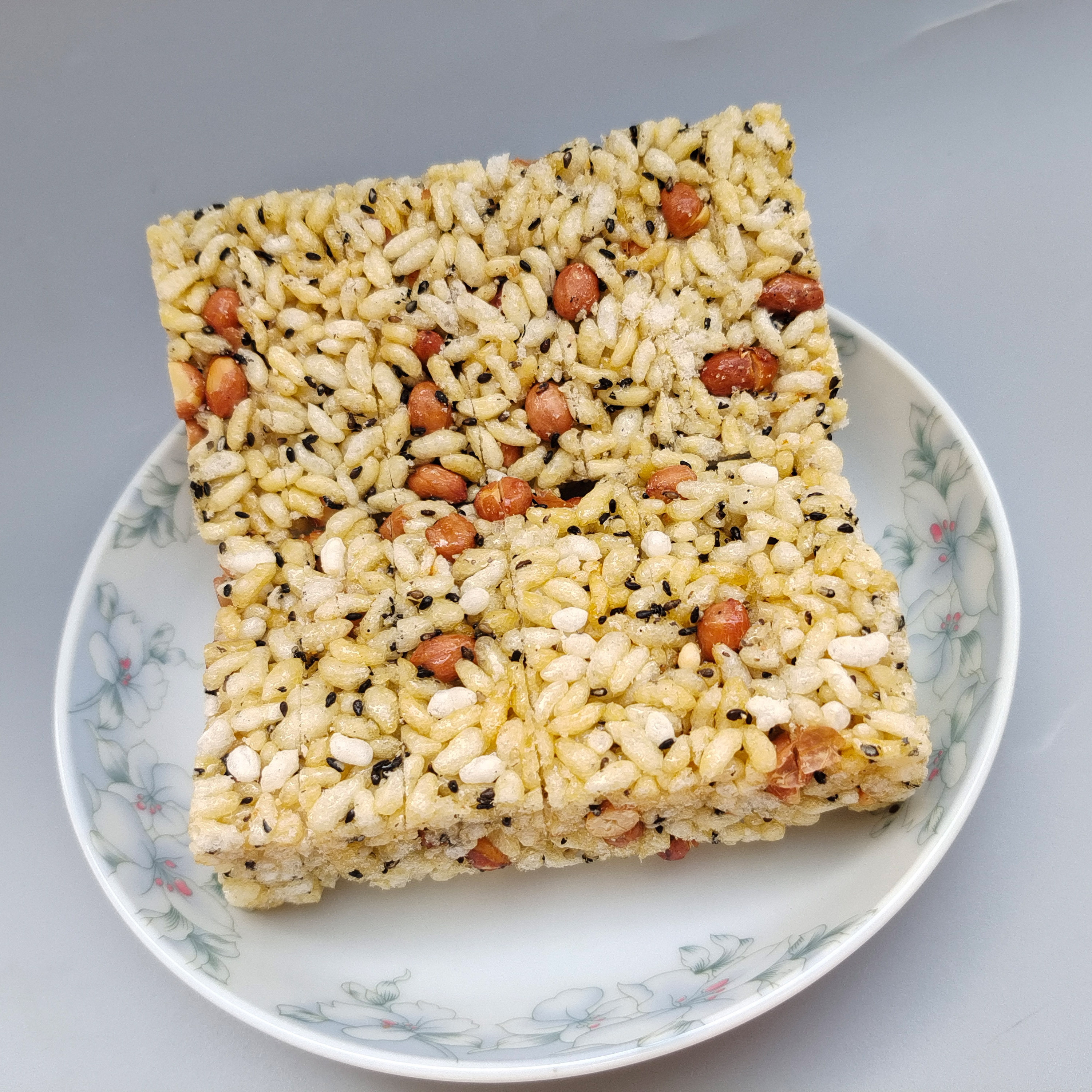 重庆石柱特产手工手工制制作大米米花糖芝麻花生中式糕点