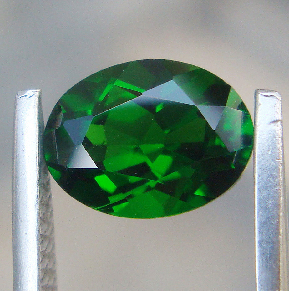 私人6mm裸石透辉石天然定制石天然姊妹祖母绿耳钉其他