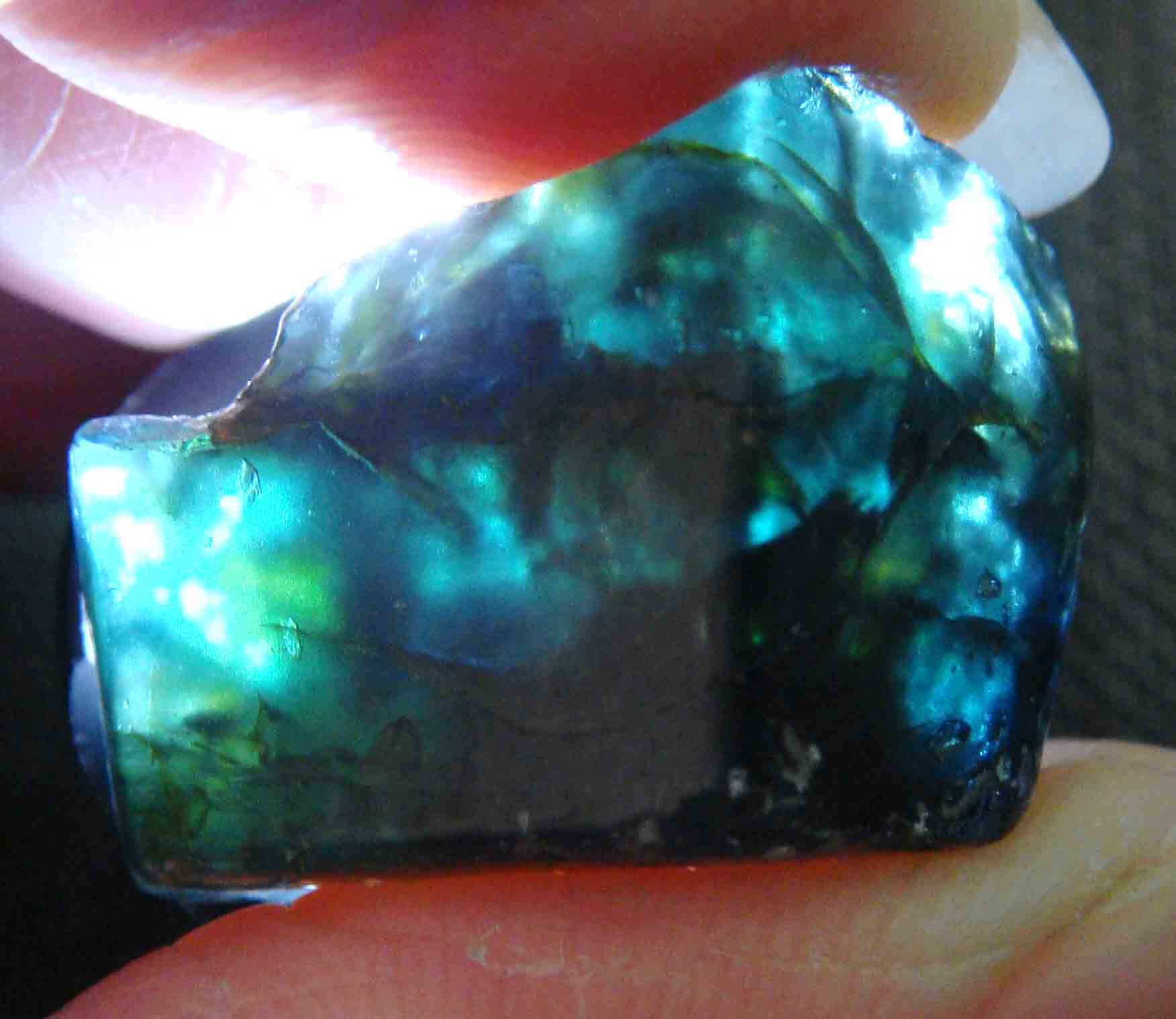 山东昌乐44克拉天然无烧蓝宝石原石实验标本原矿其他