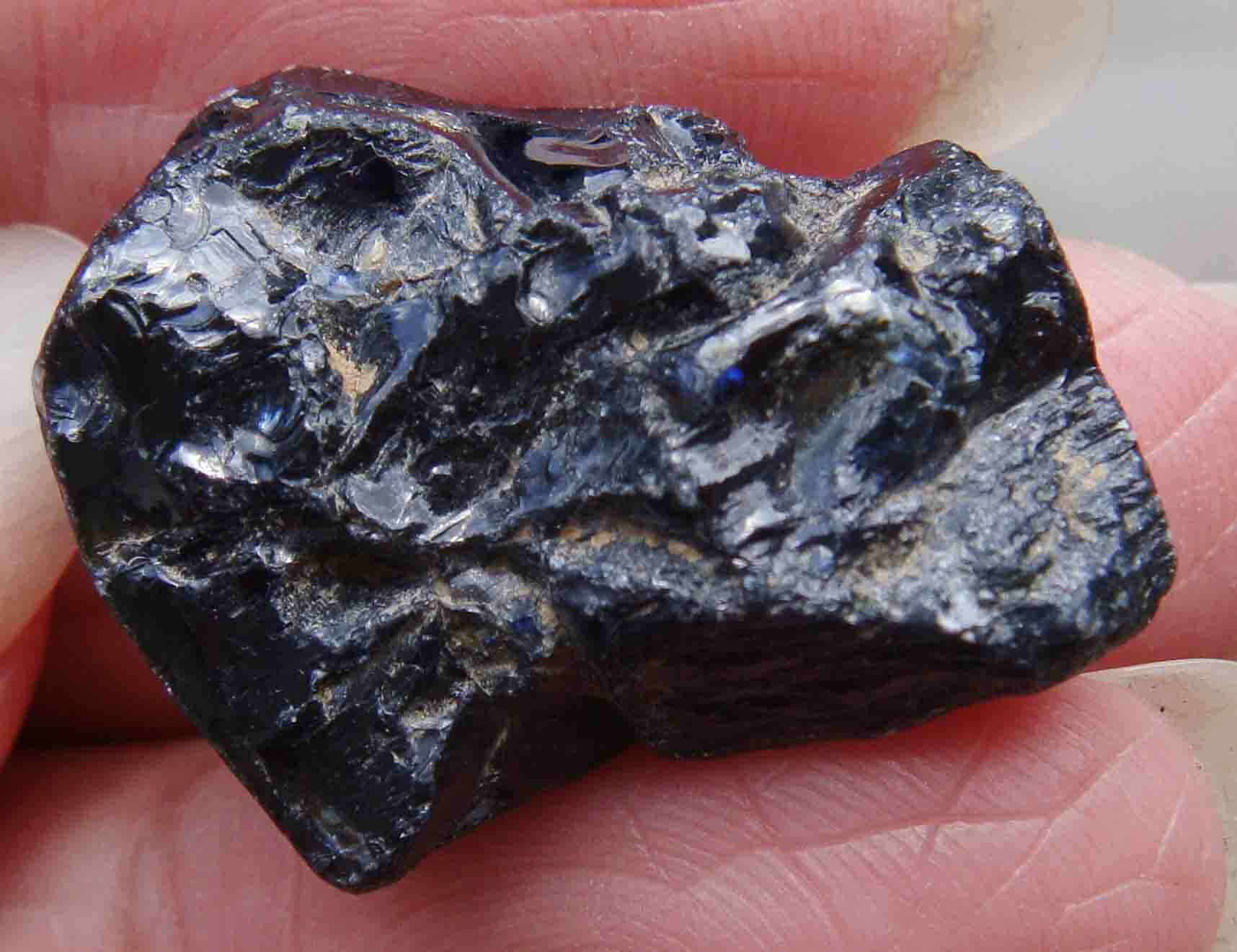 山东昌乐44克拉天然无烧蓝宝石原石实验标本原矿其他