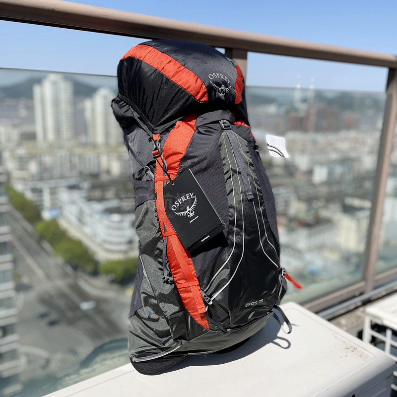 现货osprey小鹰飘逸户外旅行包尼龙双肩背包越野双肩背包
