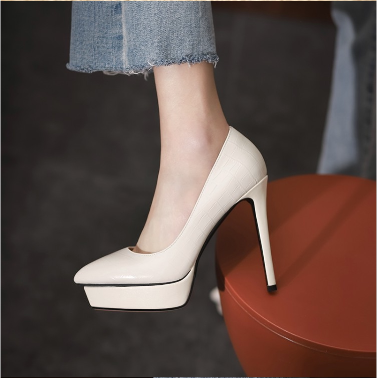 2021春季新款单鞋欧美模特走秀真皮皮鞋尖头单鞋