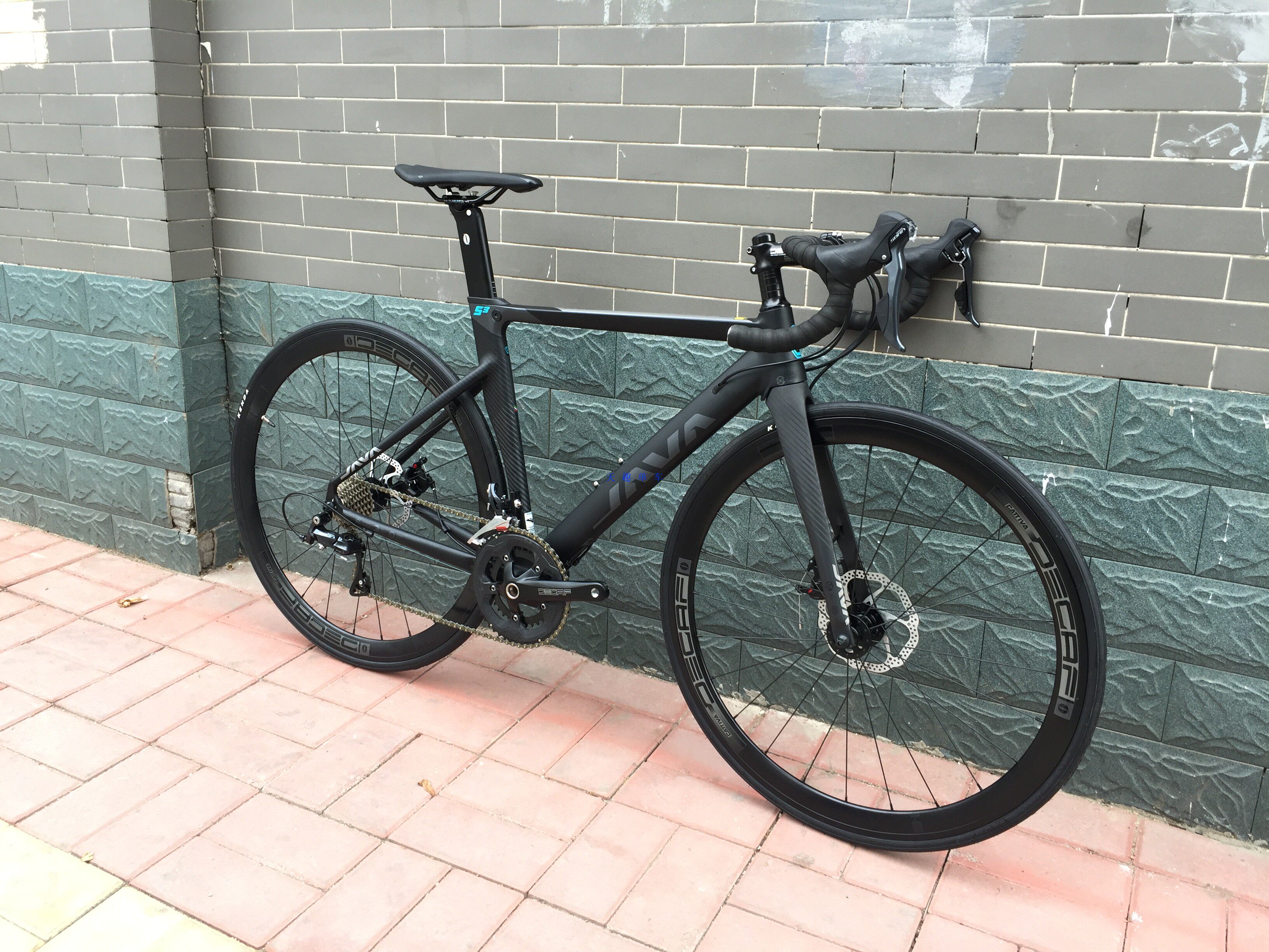 公路java佳沃鱼雷碟刹成人入门自行车破风碳纤维公路自行车